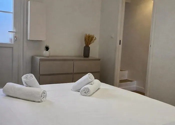 Apartament Les Bastides Du Soleil, Swimming Pool & Within Walking Distance Antibes